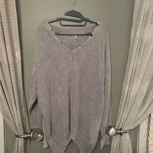 Women's V-Neck Gray Sweater